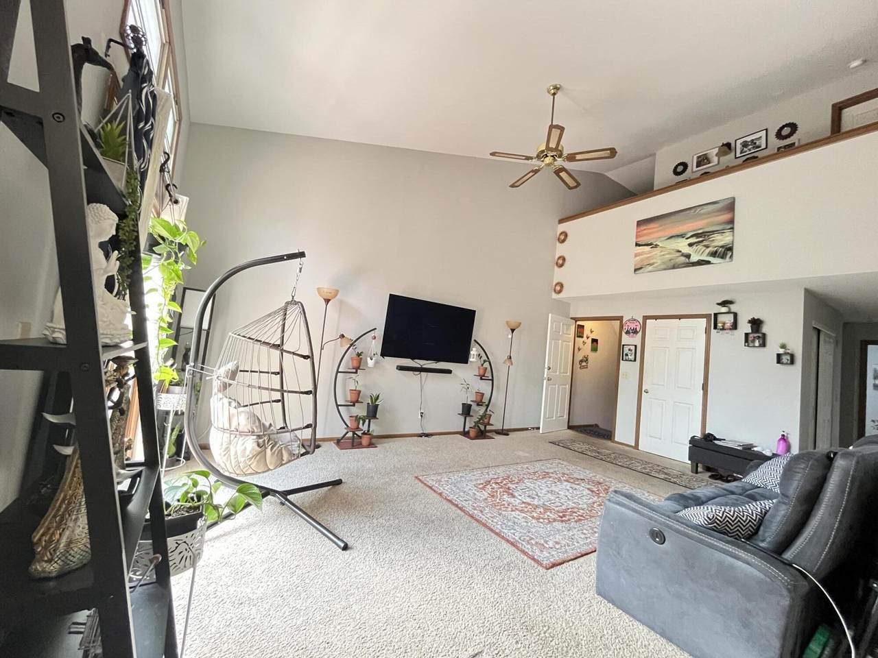 2091 102nd St - Photo 1