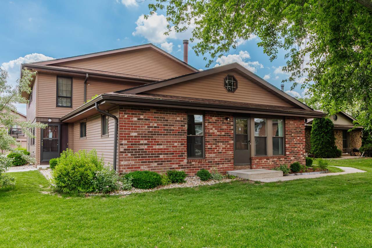 6988 Raintree Ct - Photo 1