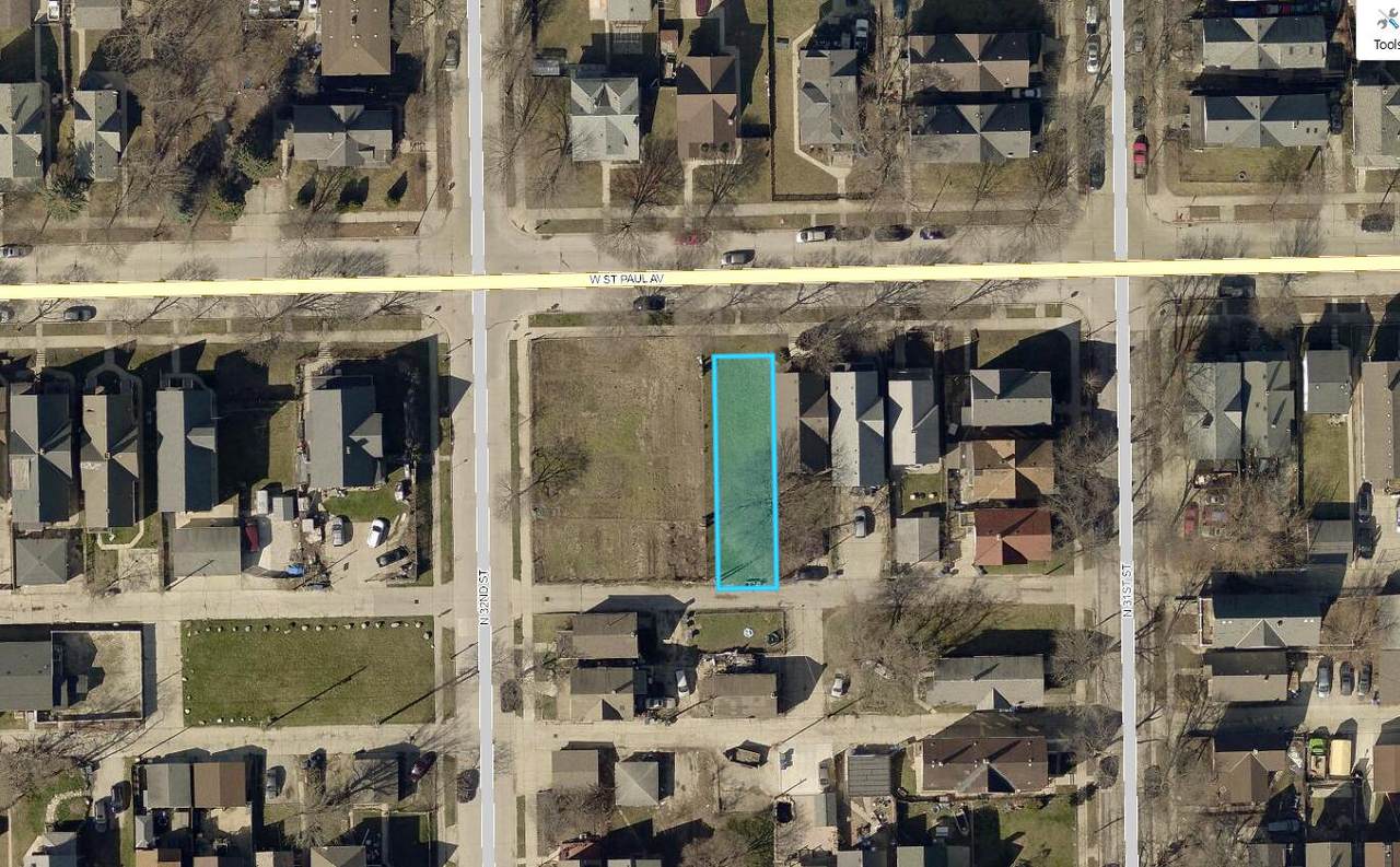 3121 St Paul Ave - Photo 1