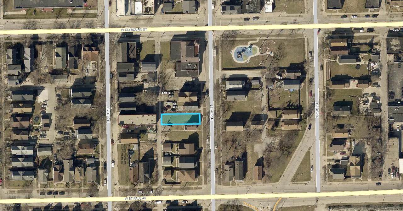 425 29th St - Photo 1