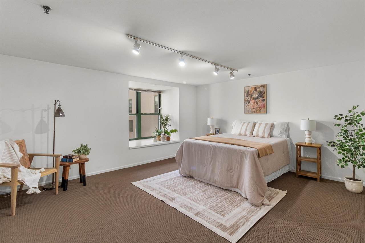 270 Highland Ave - Photo 1