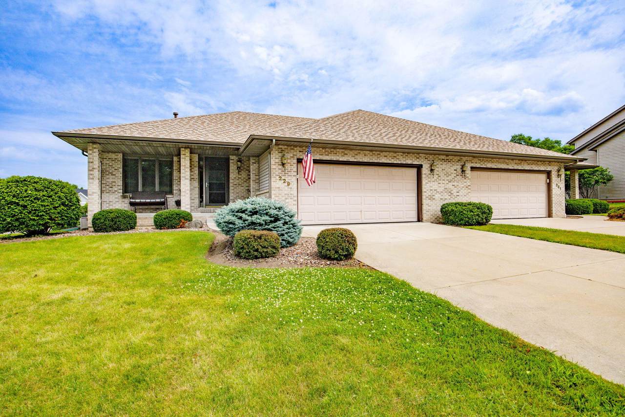 229 Indian Mound Pkwy - Photo 1