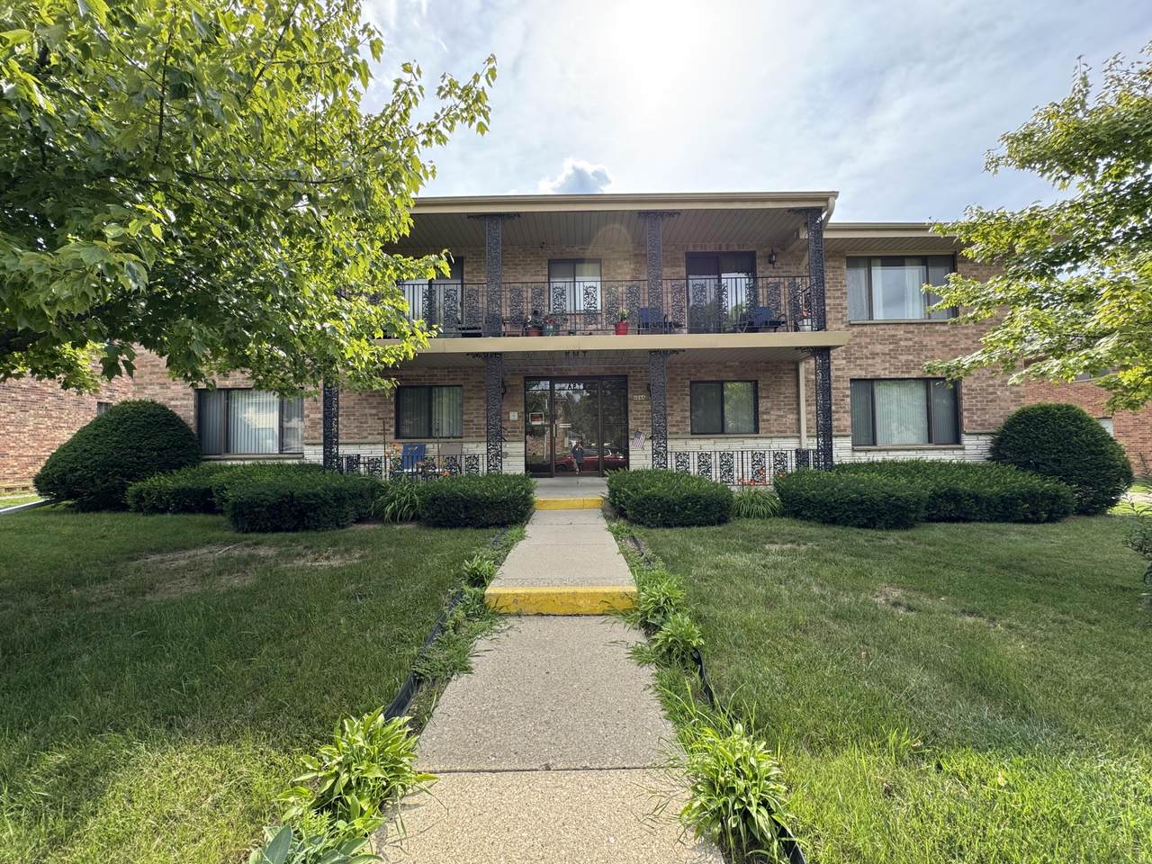 4244 104th St - Photo 1