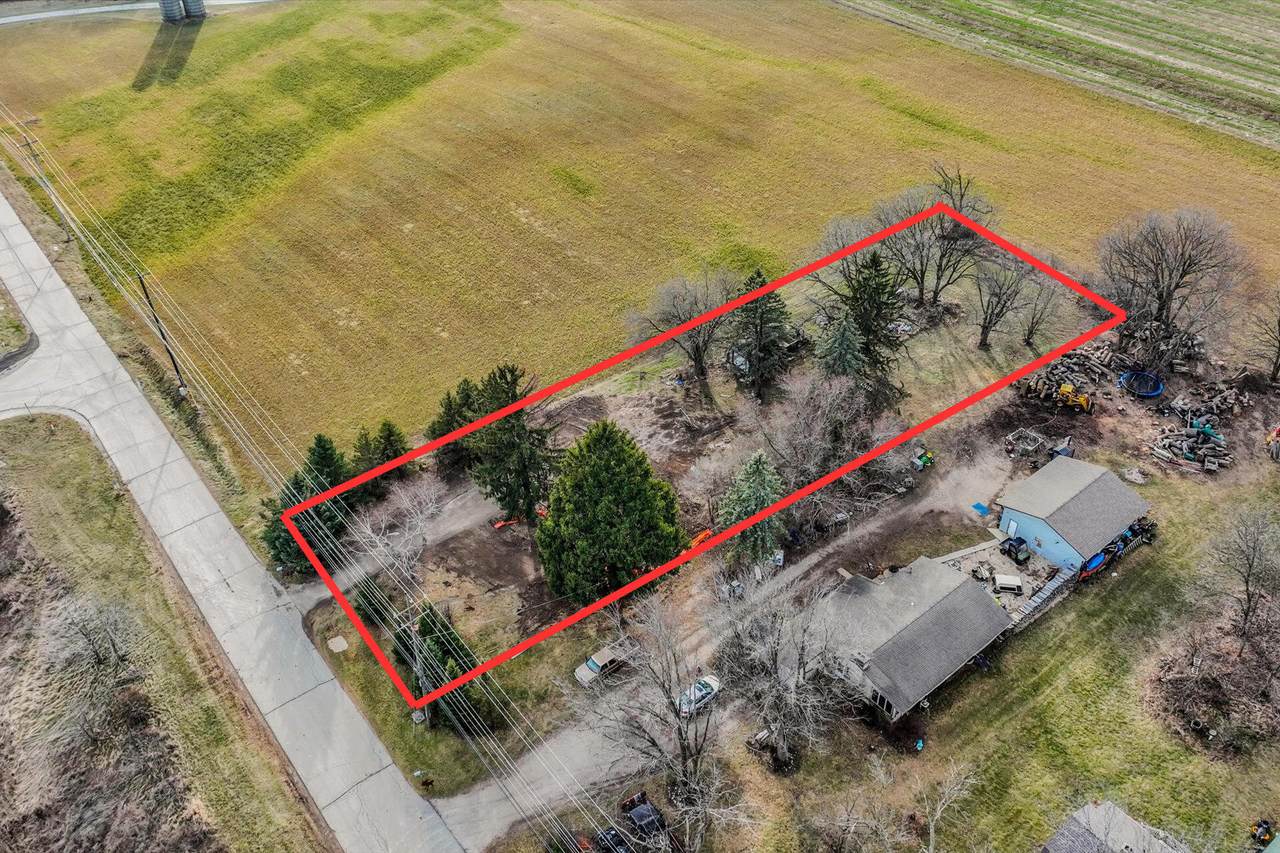 3911 Campbell Trce - Photo 1