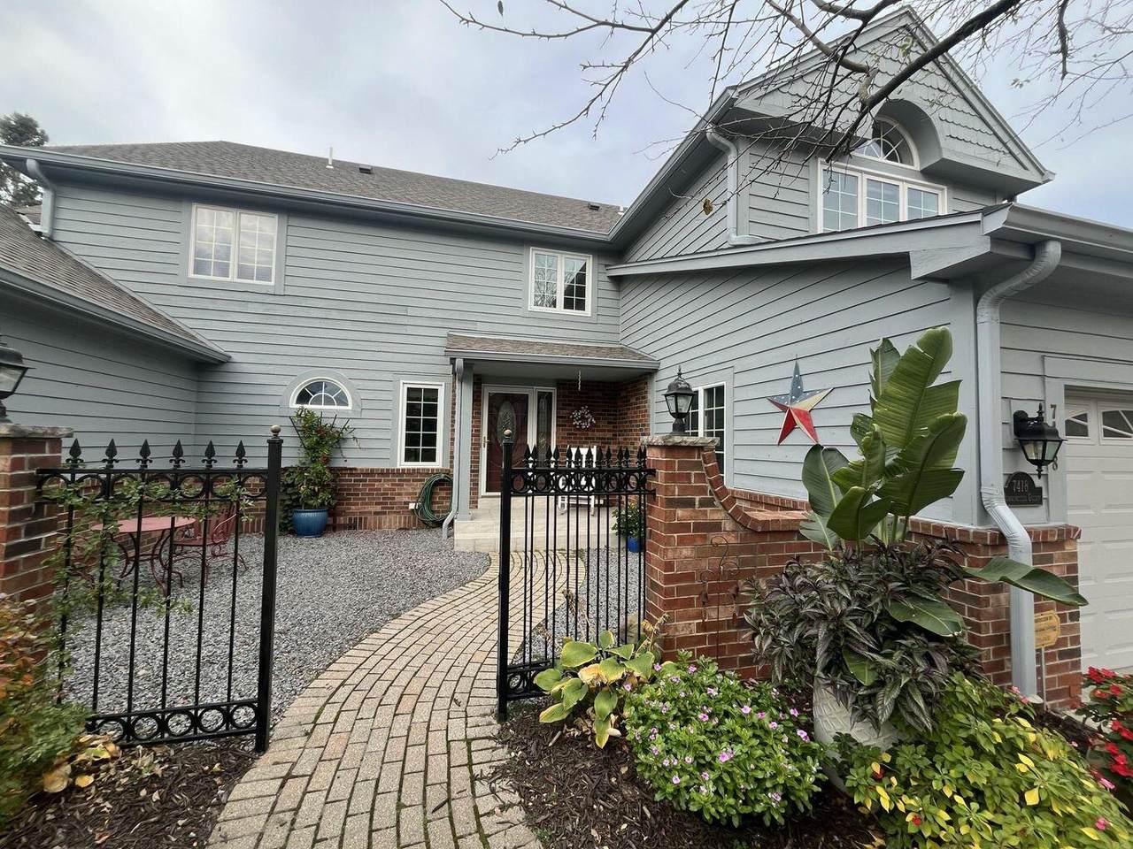 7418 Morningside Ct - Photo 1