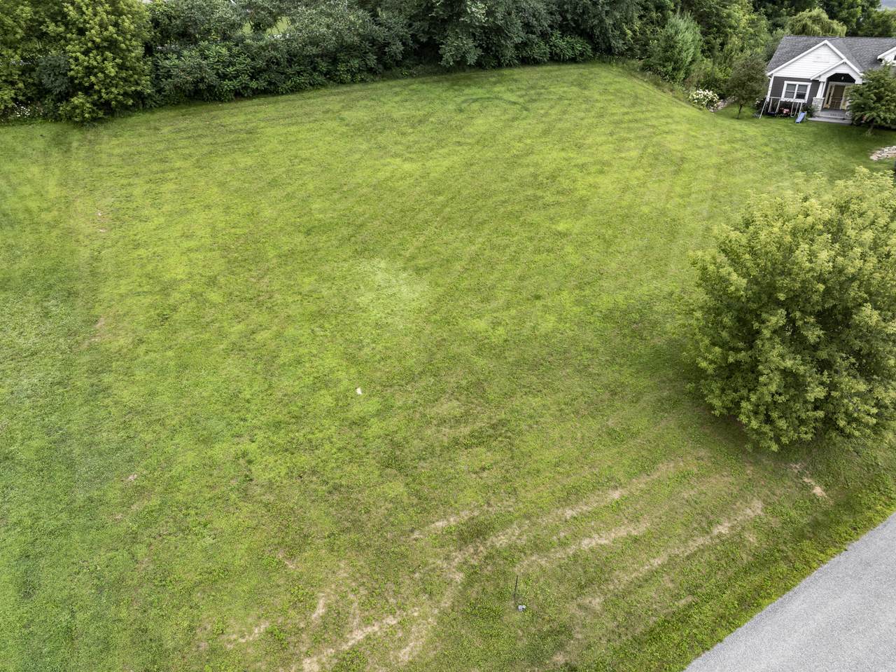 407 Mccormick Pl - Photo 1