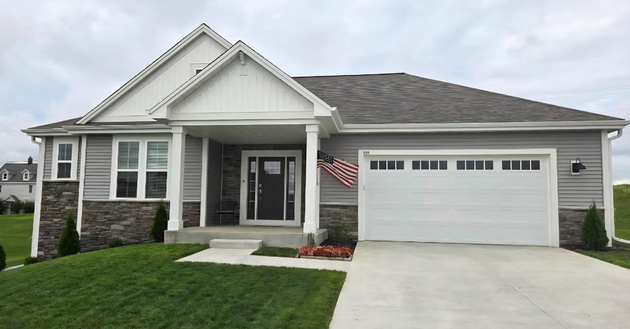 684 Lambert Dr - Photo 1