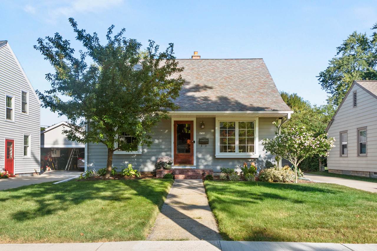 4766 Idlewild Ave - Photo 1