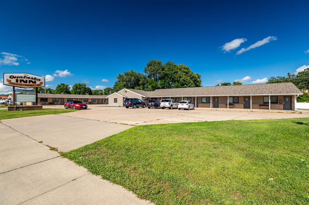 651 2nd Ave - Photo 1