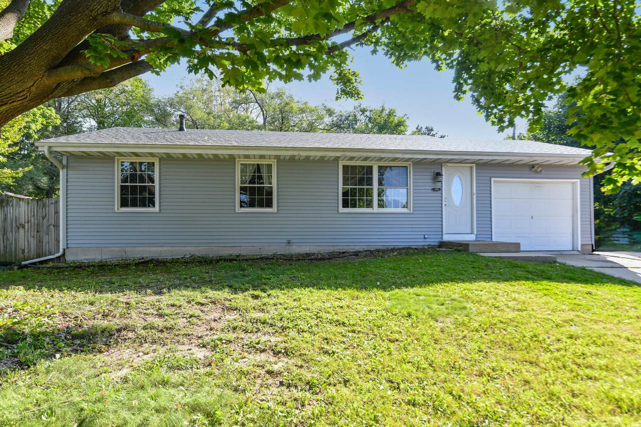 1325 Arch St - Photo 1