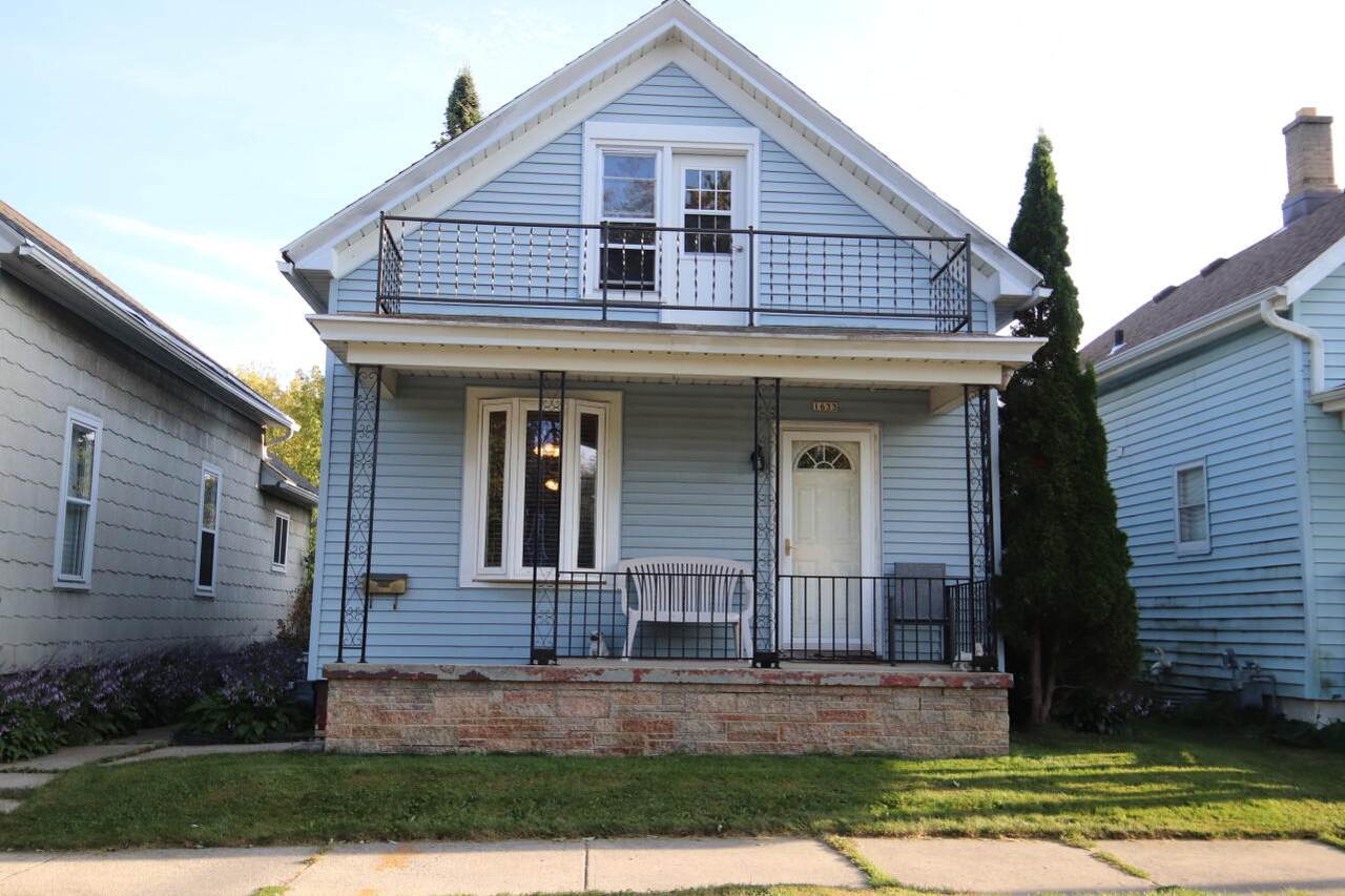 1633 Alabama Ave - Photo 1