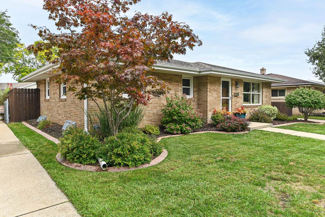1208 Montclair Dr - Photo 1