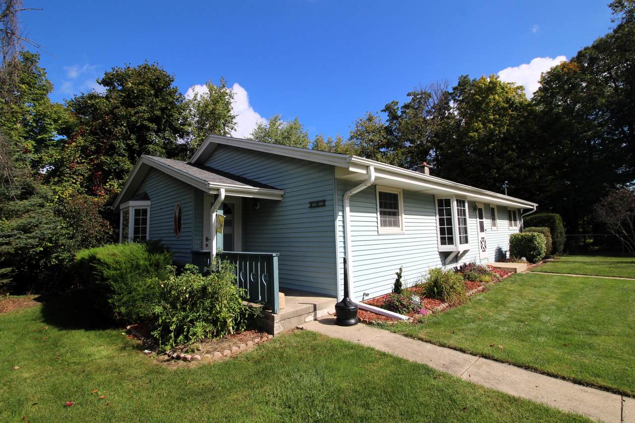 19010 Main St - Photo 1