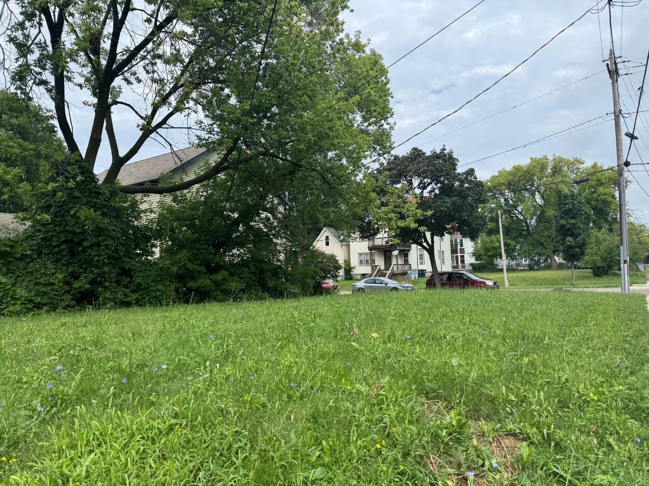 1521 Wright St - Photo 1