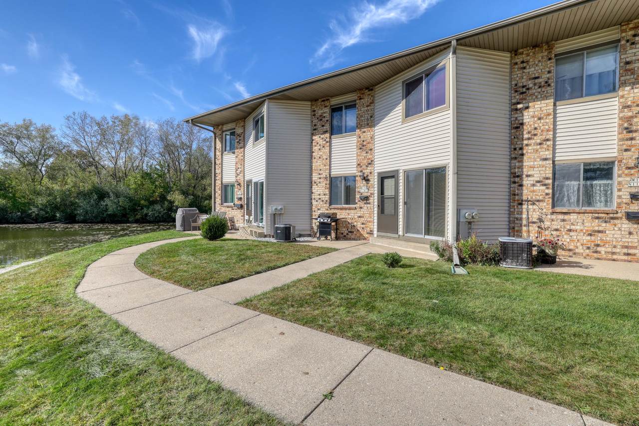 W170N11417 Armada Dr - Photo 1