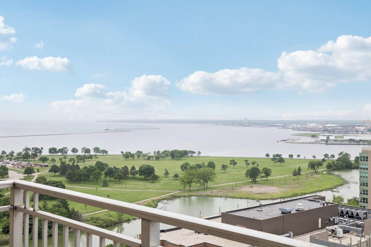 1522 Prospect Ave - Photo 1