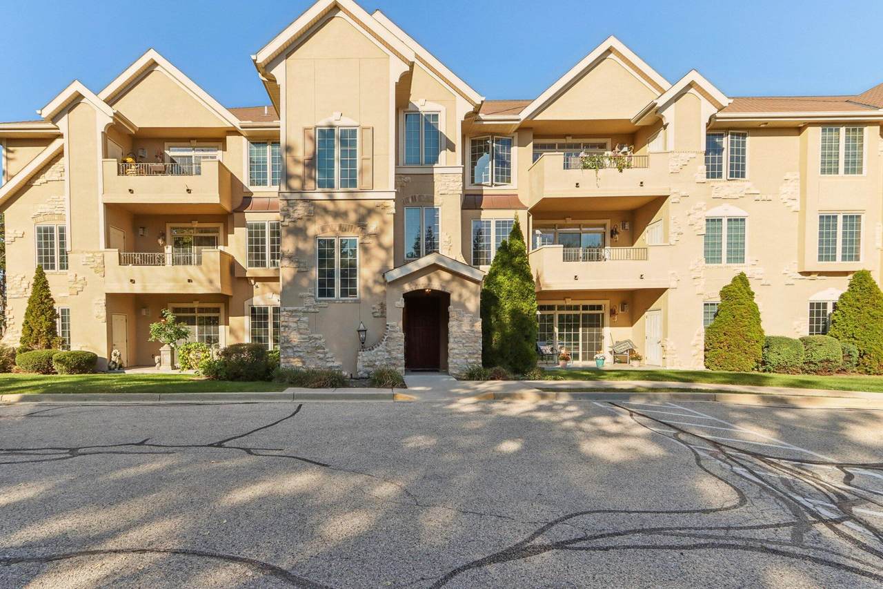 2912 University Dr - Photo 1