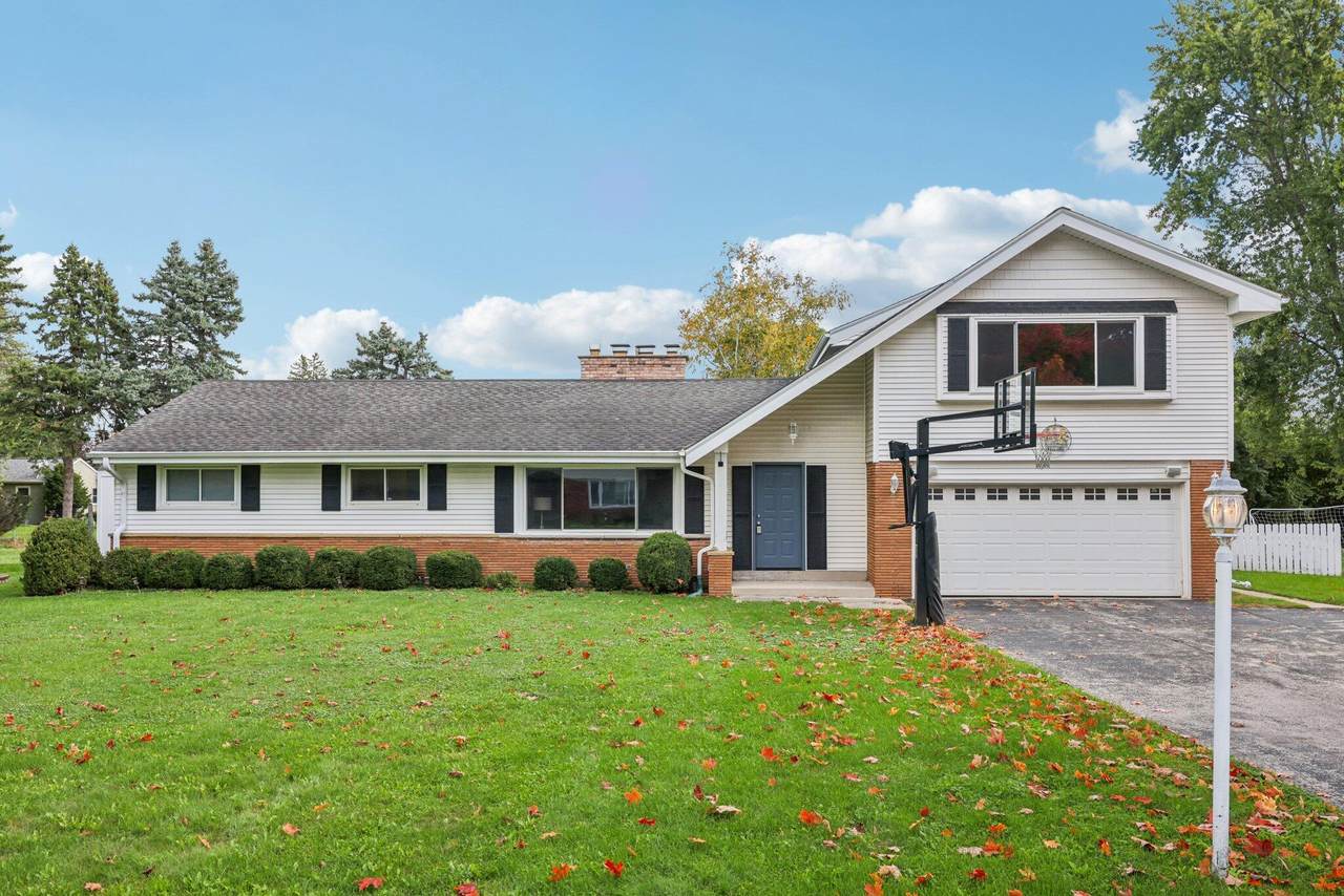 200 165th St - Photo 1