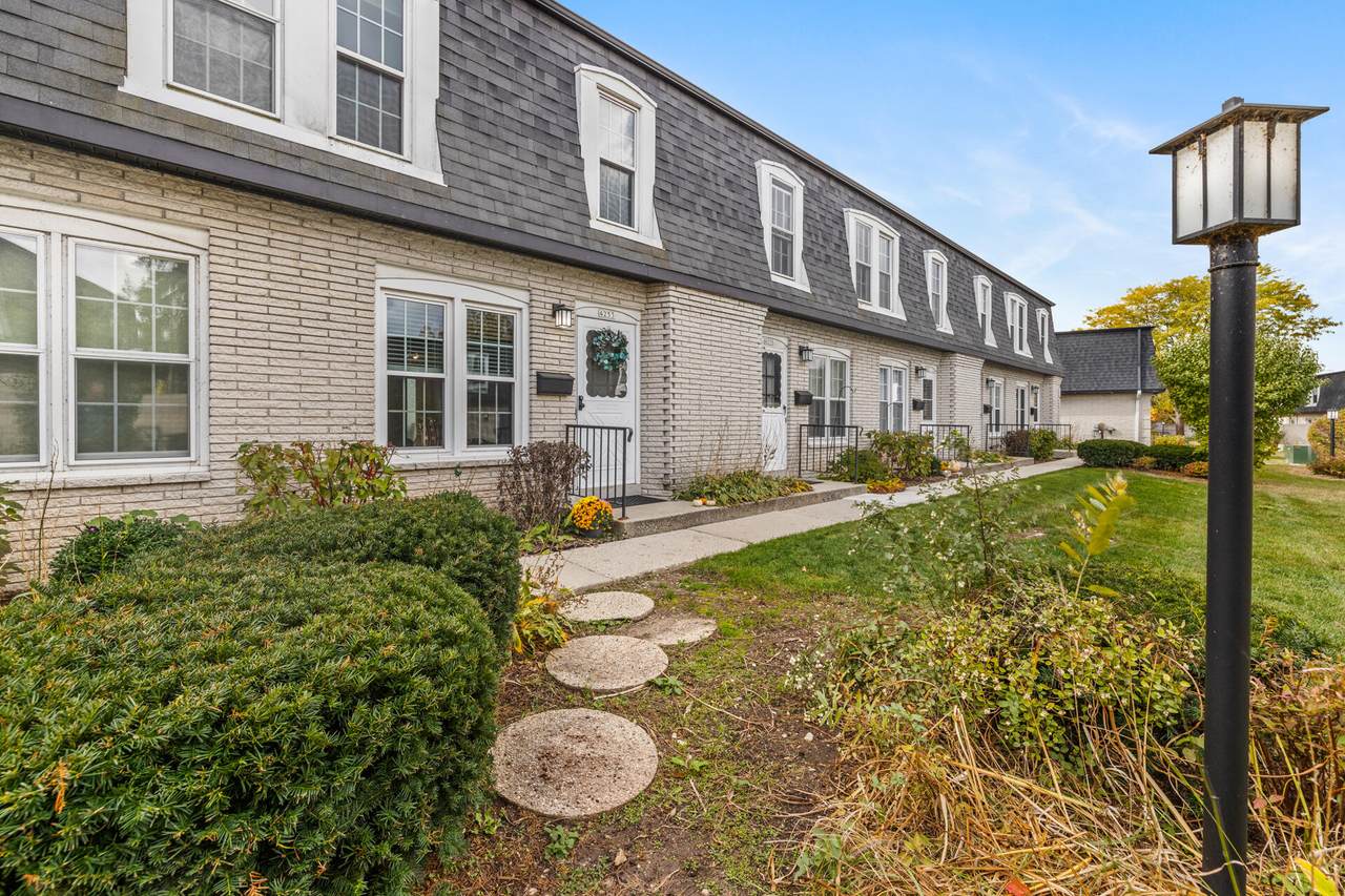 4253 Cherrywood Ln - Photo 1