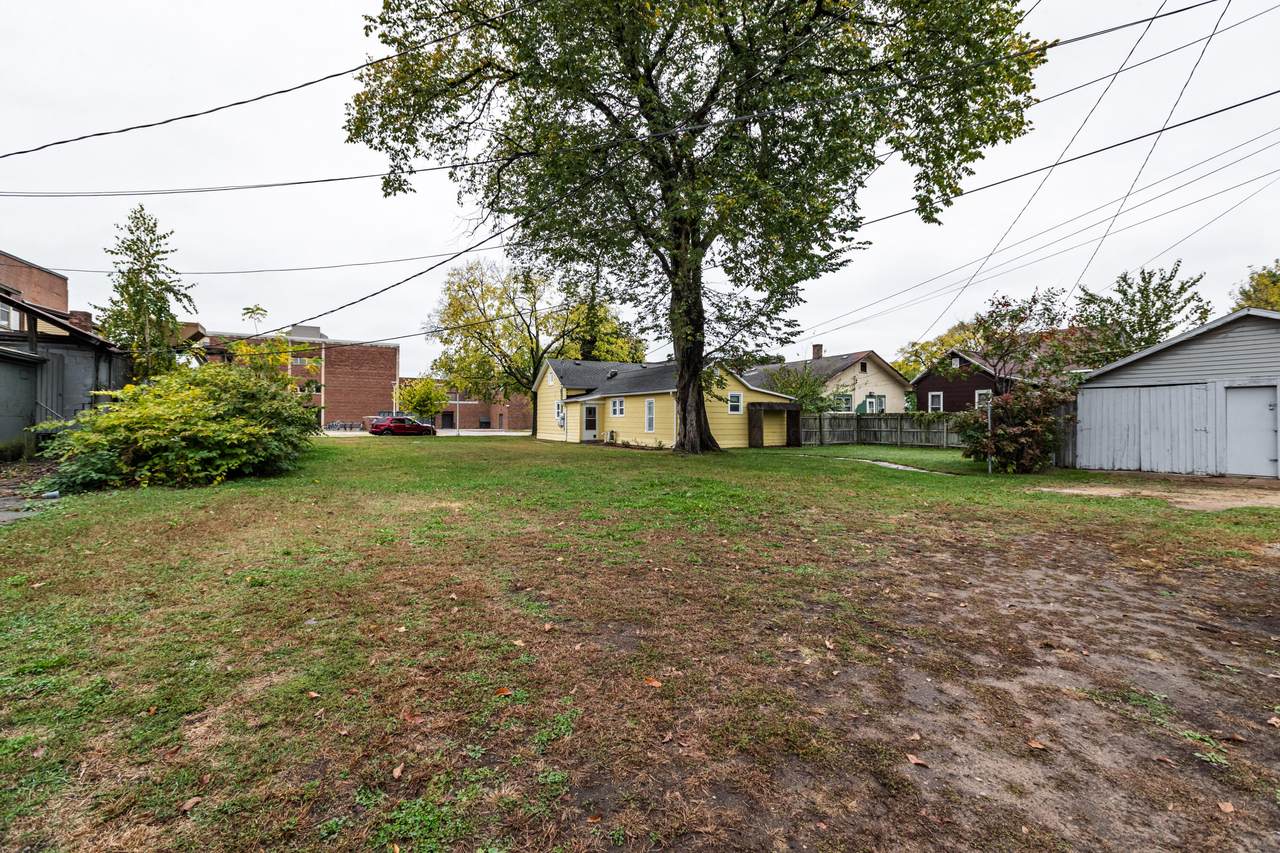 1408 Liberty St - Photo 1