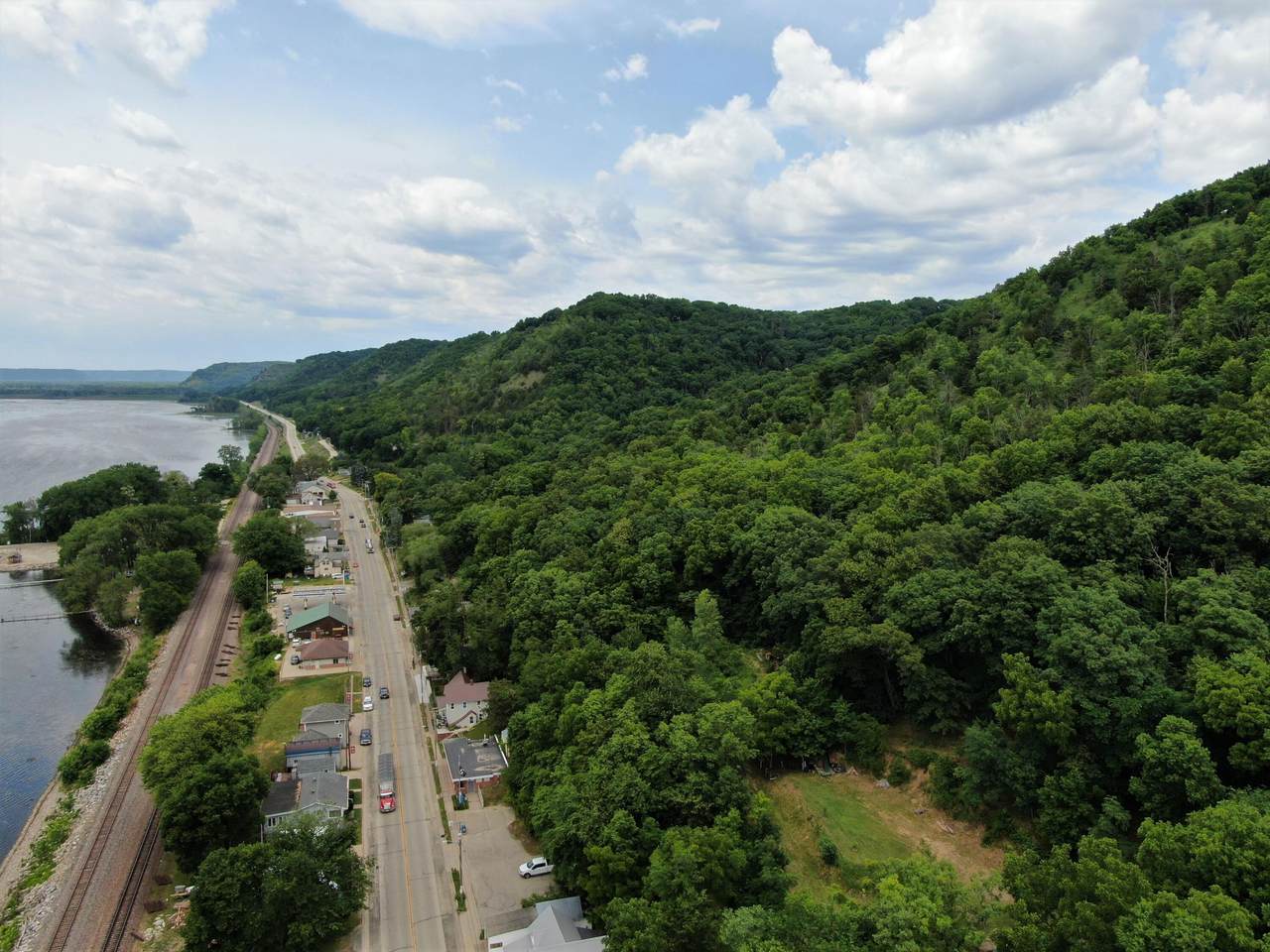 000 Main St - Photo 1