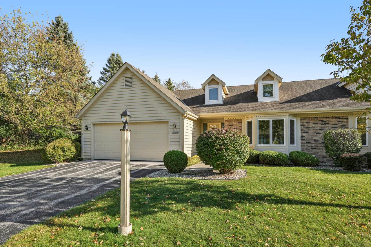 N99W17909 Appletree Ct - Photo 1