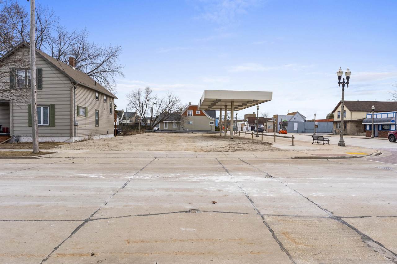 2023 Washington St - Photo 1