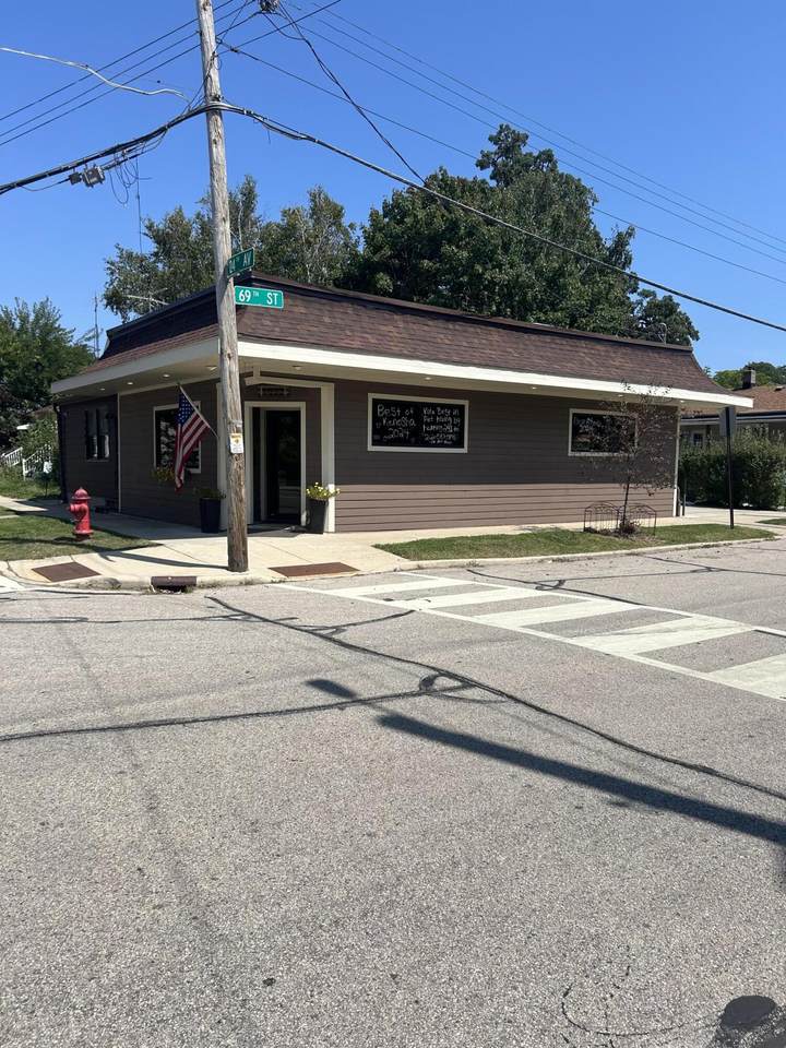 6833 24th Ave - Photo 1