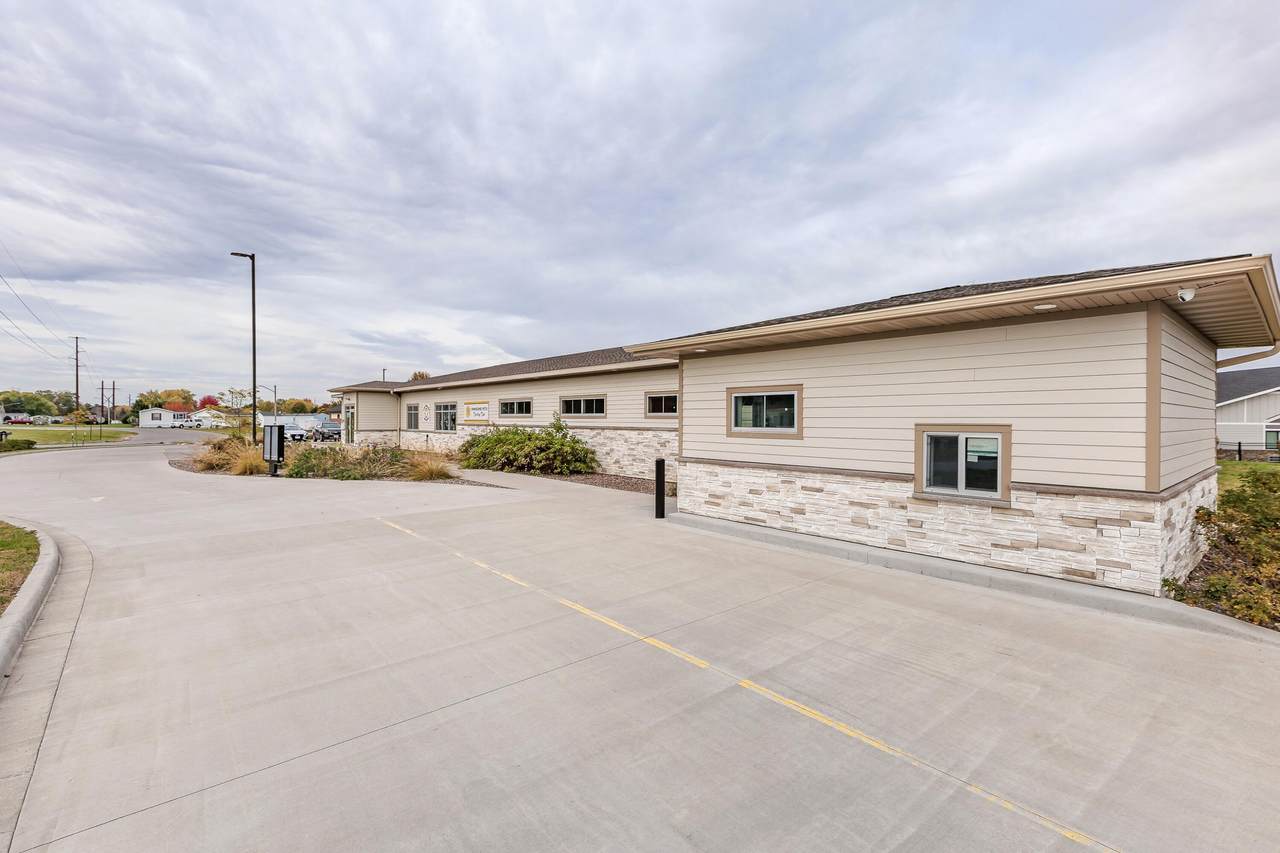 3927 Circle Dr - Photo 1