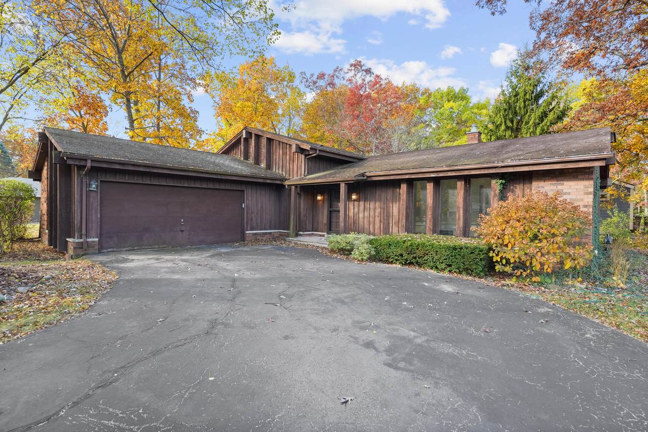 10010 32nd Ave - Photo 1