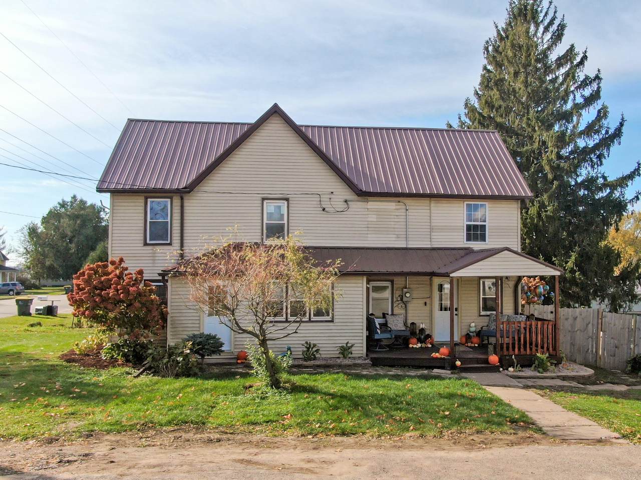 199 Main St - Photo 1