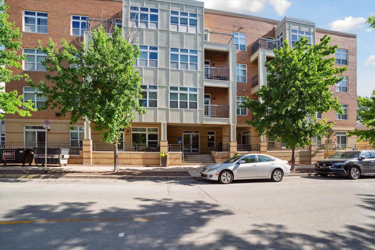 1925 Water St - Photo 1