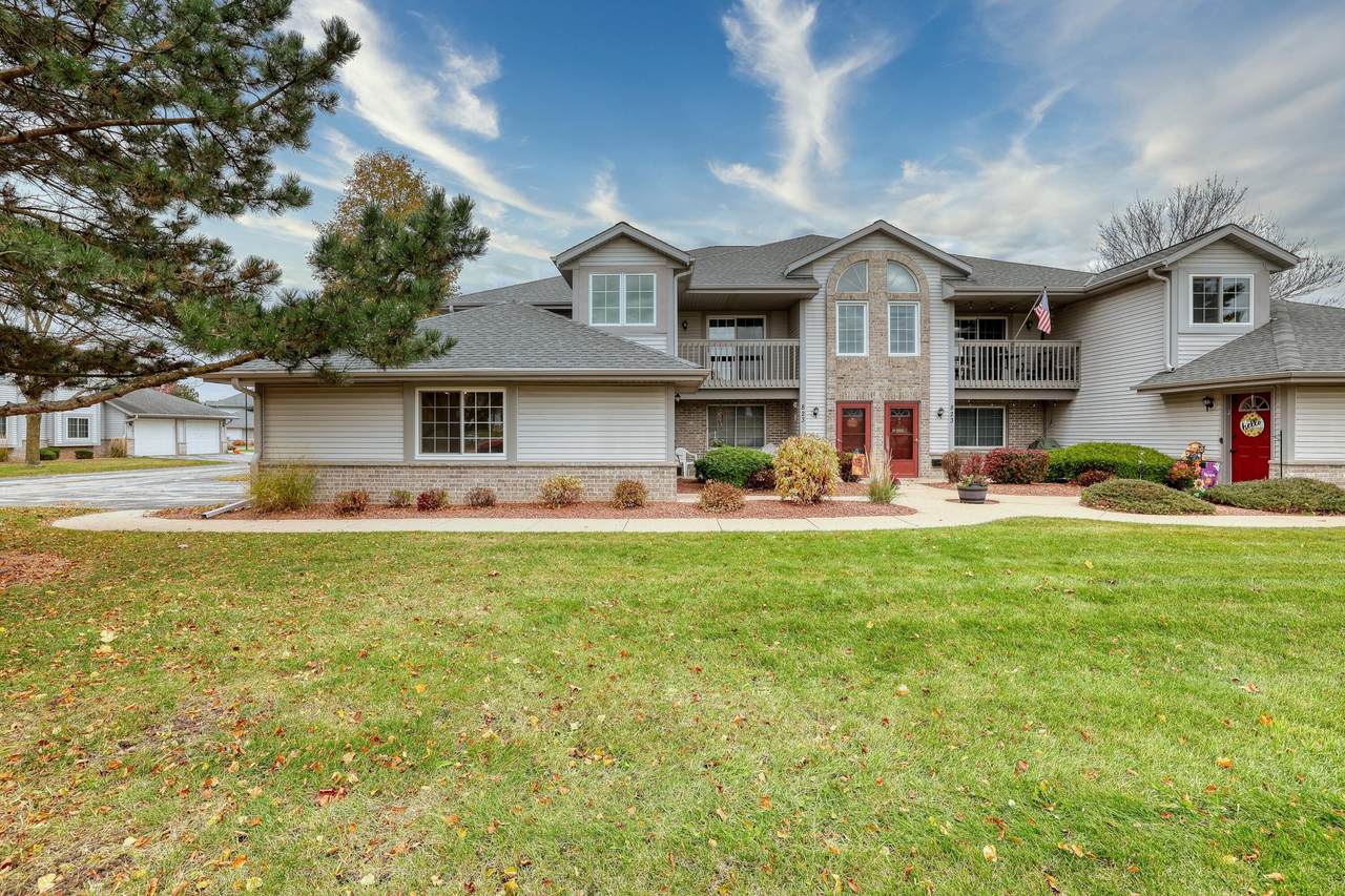 823 Quinlan Dr - Photo 1