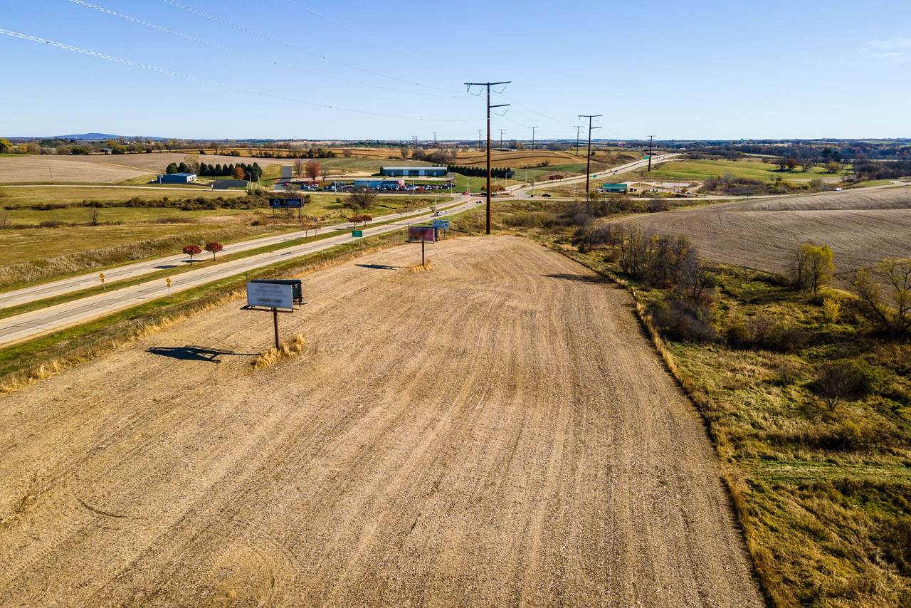 Lt1 Highway 18 - Photo 1