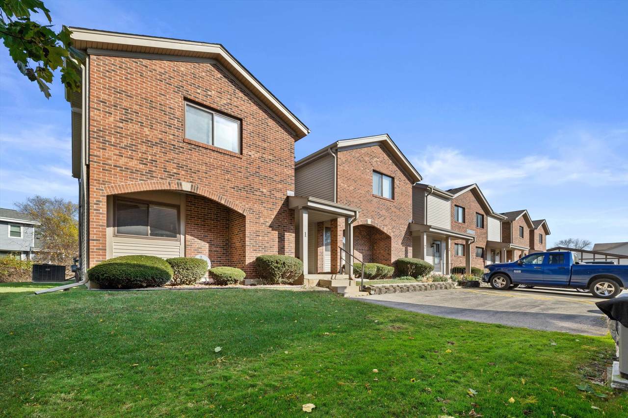 5632 Cambridge Ln - Photo 1