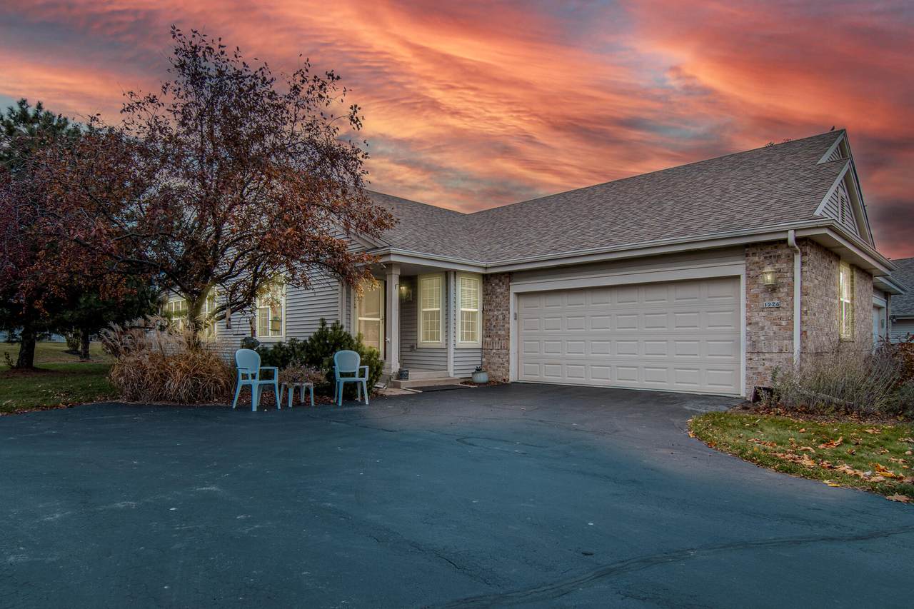 1224 Steeplechase Dr - Photo 1