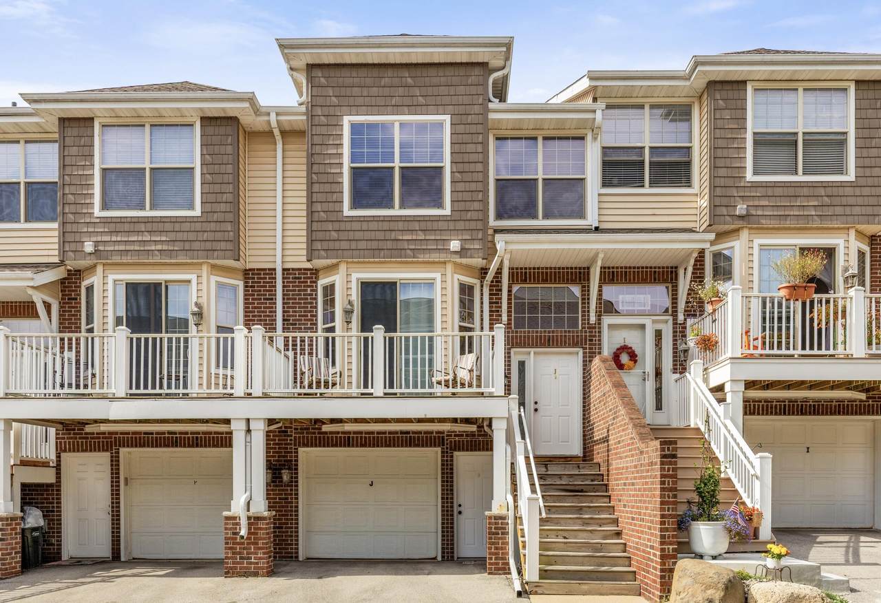 812 Timber Ridge Ct - Photo 1