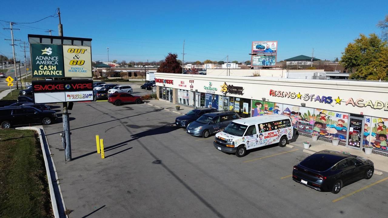 5606 75th St - Photo 1