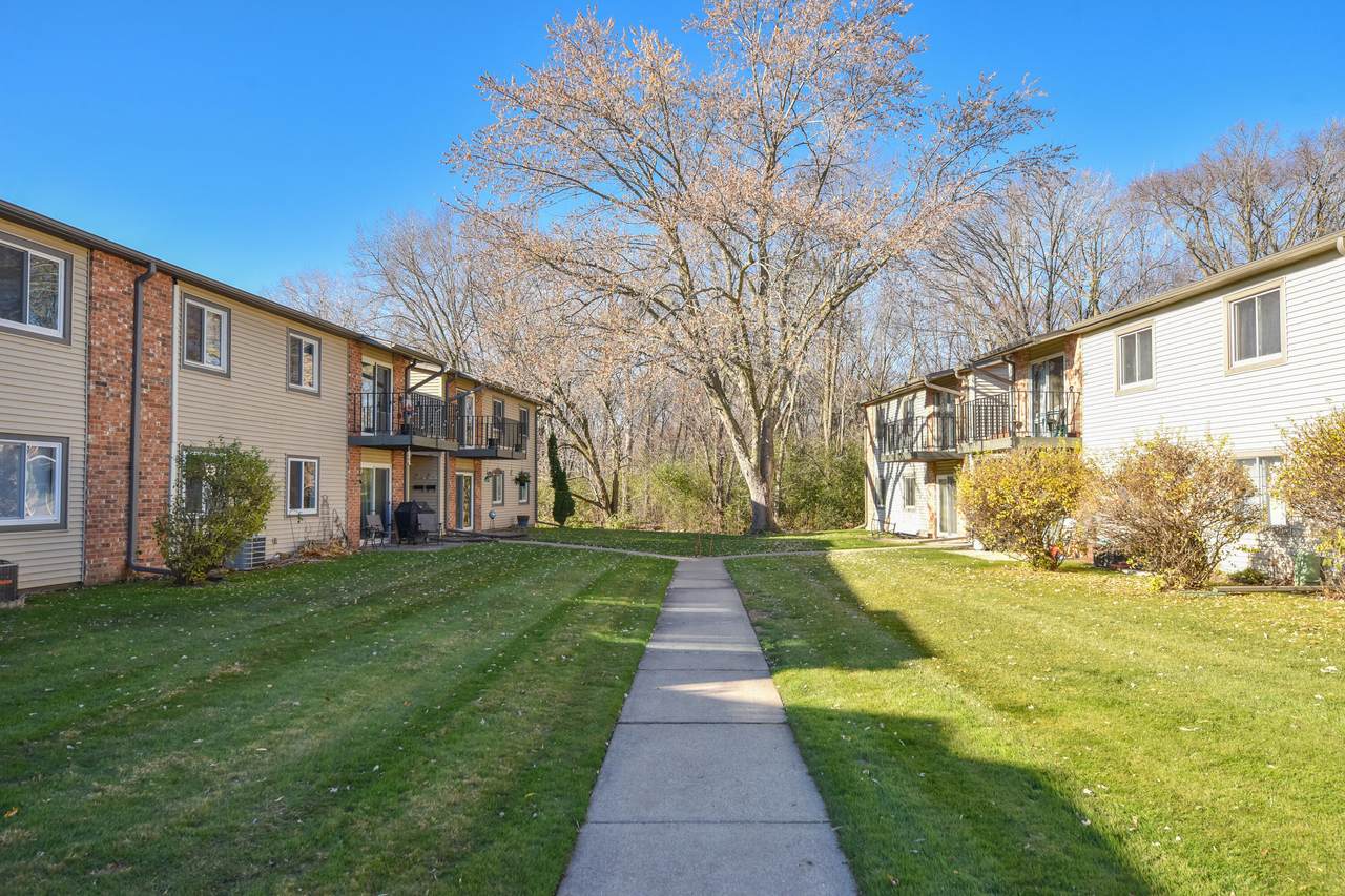 W170N11583 Armada Dr - Photo 1