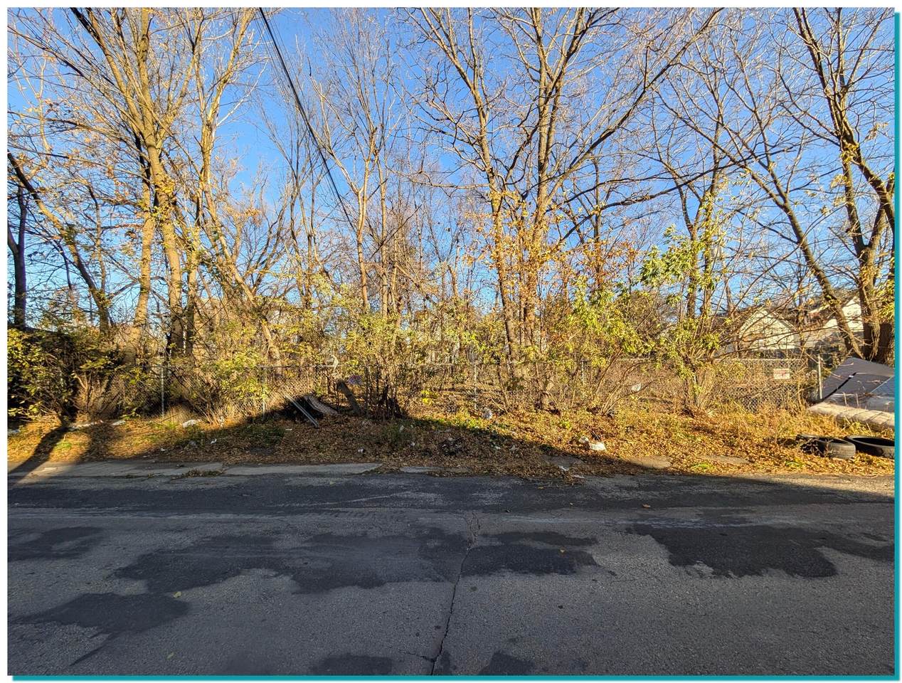 2958 10th Ln - Photo 1