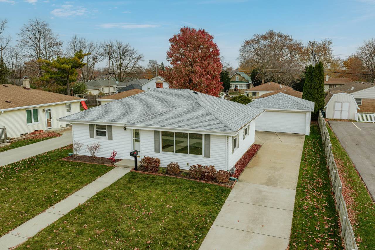 2327 Ohio St - Photo 1