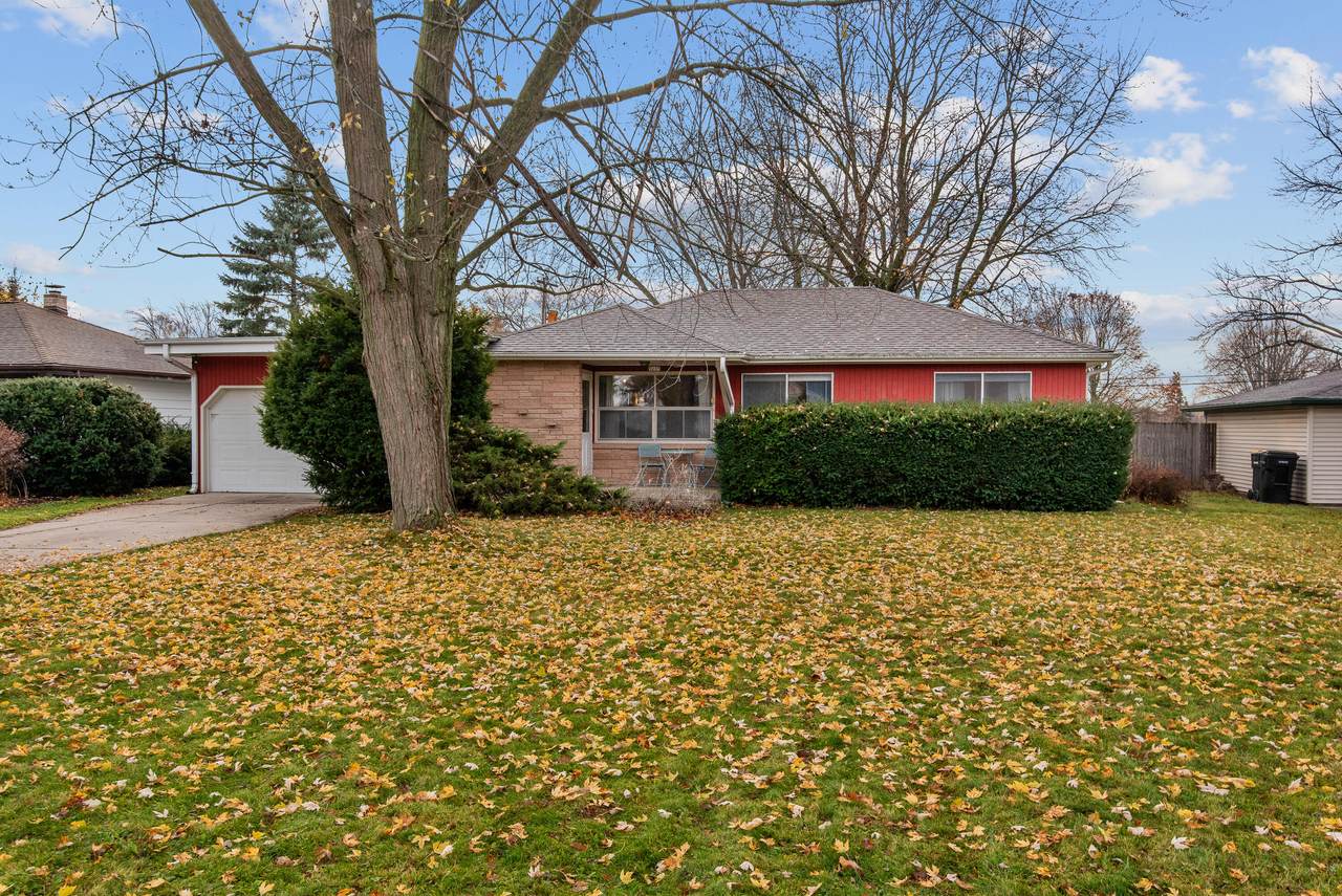 5235 Dean Rd - Photo 1