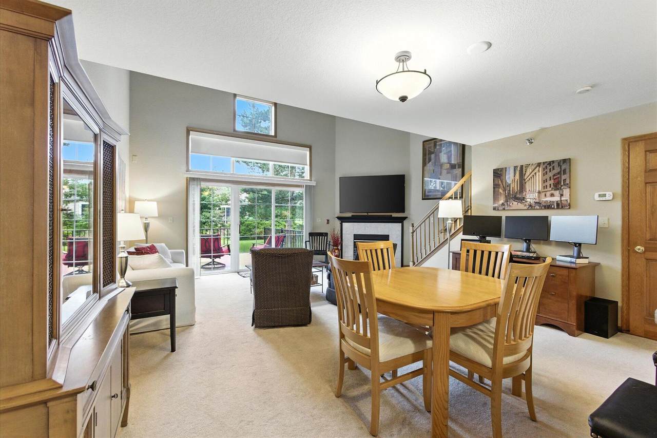 2975 River Birch Dr - Photo 1