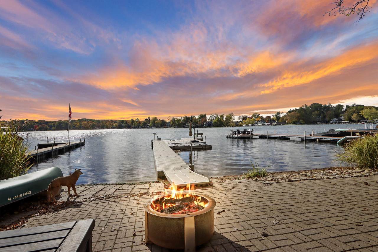 353 Indian Point Rd - Photo 1