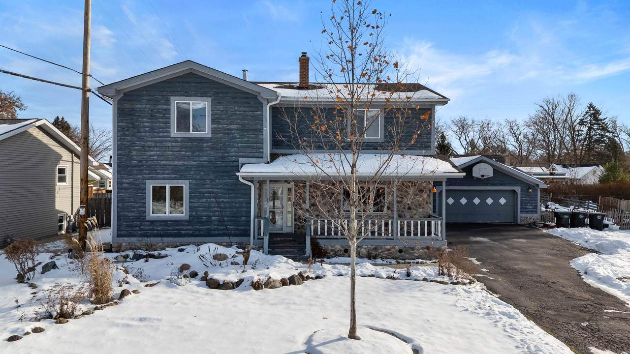 12147 223rd Ave - Photo 1