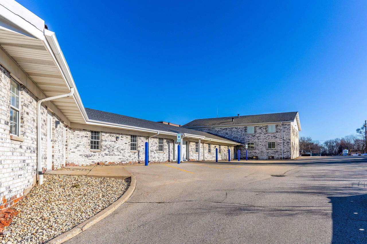 306 Mchenry St - Photo 1