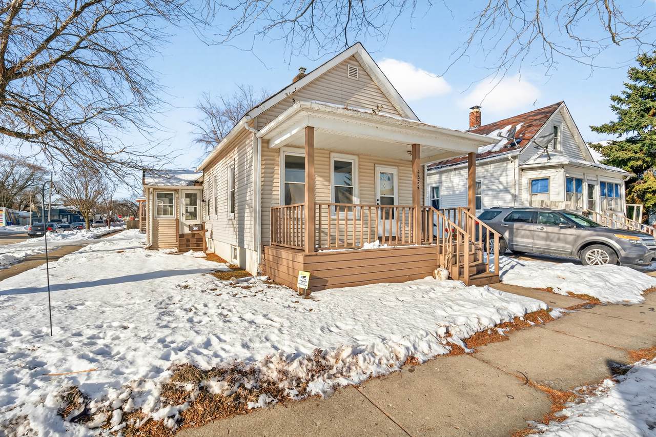 4324 8th Ave - Photo 1