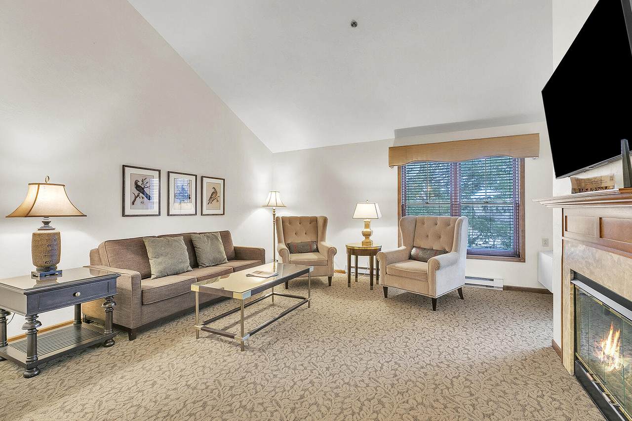 101 Osthoff Ave - Photo 1