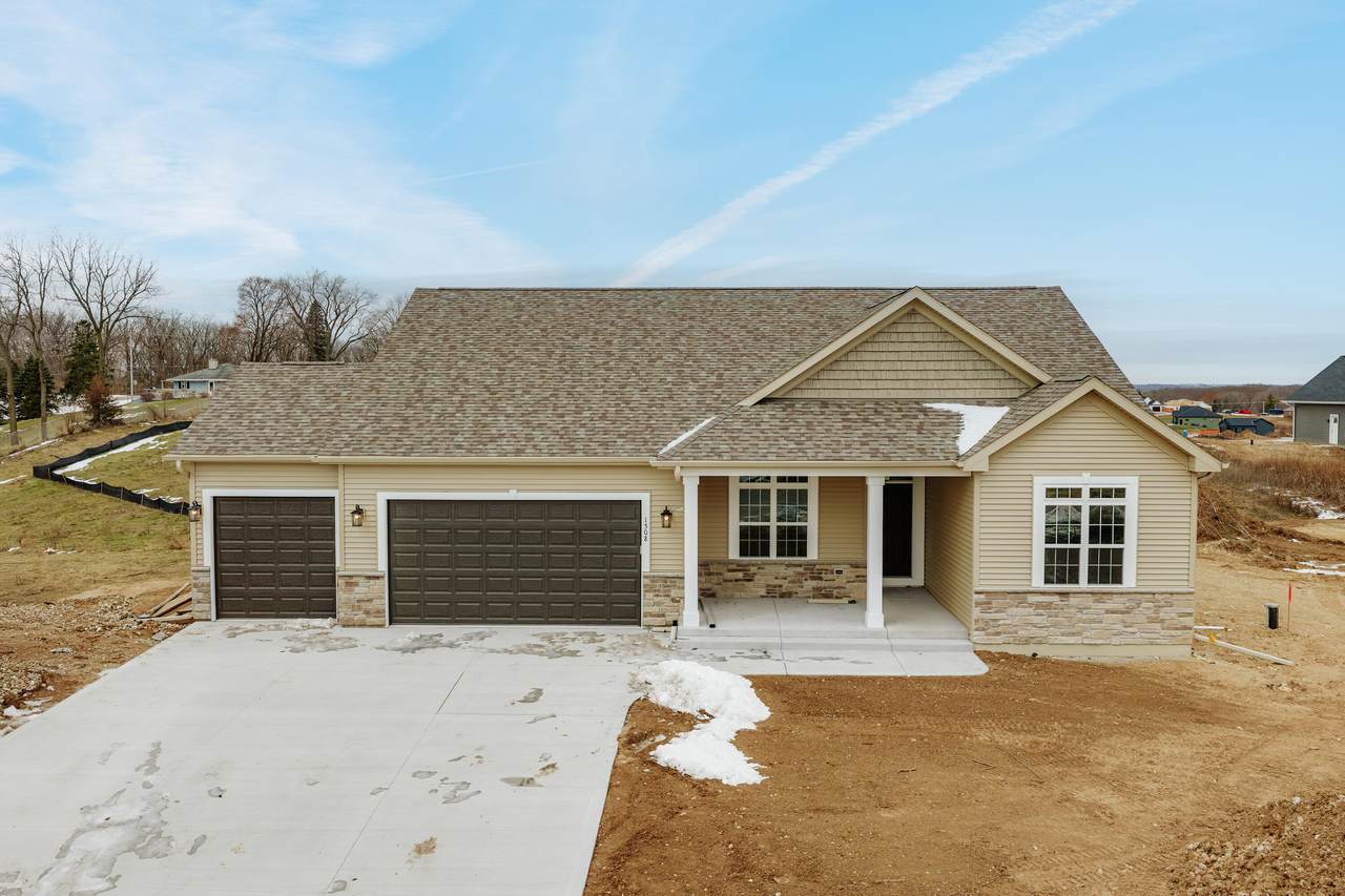 1508 Mila Way - Photo 1