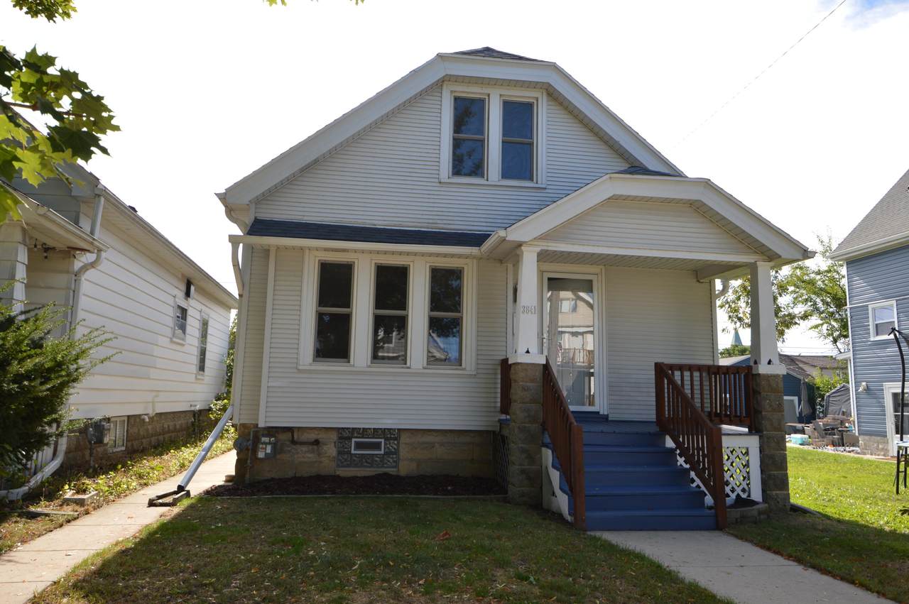 3841 Edgerton Ave - Photo 1